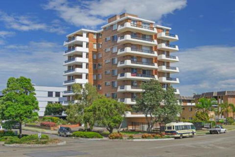 Macquarie Towers 17 1 Waugh Street - Northern Rivers Accommodation 0