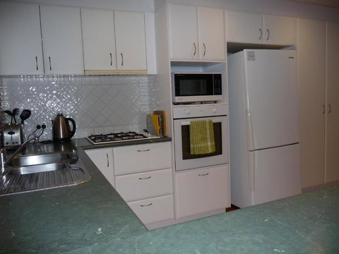 Shepp Central Apartment - Northern Rivers Accommodation 4