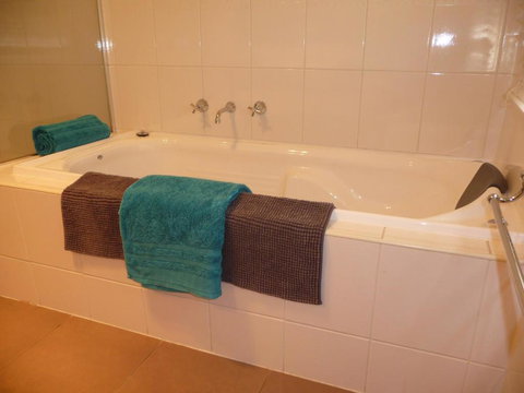 Shepp Central Apartment - Northern Rivers Accommodation 5