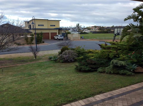 Marina Park View - Northern Rivers Accommodation 2