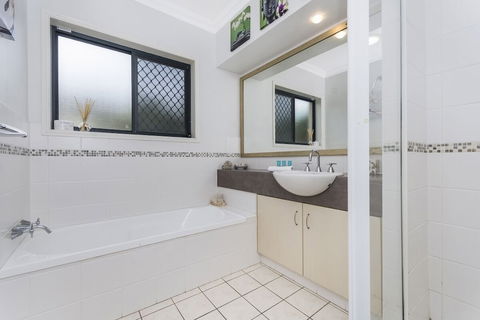 Oceania Beach Paradise - Northern Rivers Accommodation 0