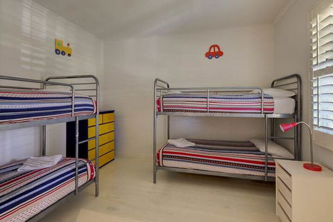 Surfs Up - Northern Rivers Accommodation 1