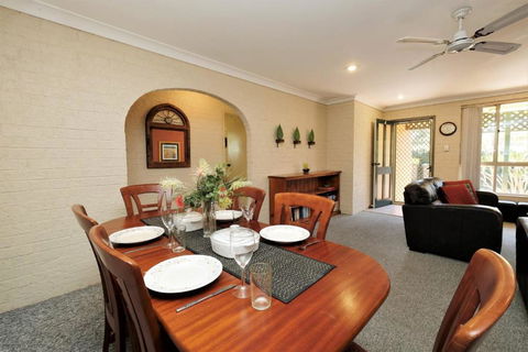ACACIA WEEKLY ONLY - Northern Rivers Accommodation 2