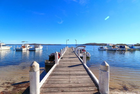 A Reflection On The Lake - Northern Rivers Accommodation 1