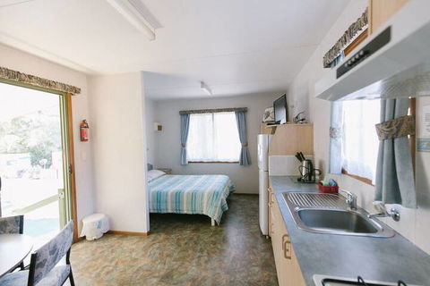 Wonboyn Cabins & Caravan Park - Northern Rivers Accommodation 2