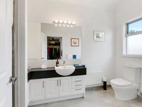 Venice On The Beach - Northern Rivers Accommodation 5