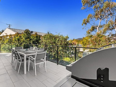 Karinya At Little Beach Upstairs - Northern Rivers Accommodation 6