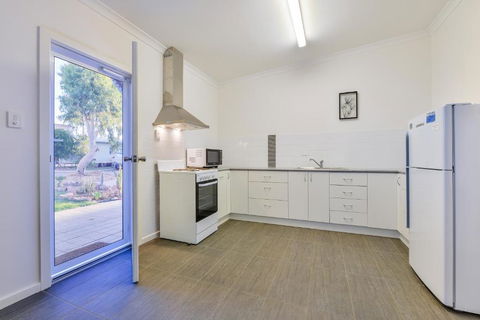 Getaway Villas Unit 38 4 1 Bedroom Self Contained Accommodation - Northern Rivers Accommodation 4