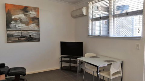 Getaway Villas Unit 38 4 1 Bedroom Self Contained Accommodation - Northern Rivers Accommodation 2