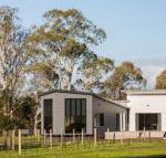 Pomonal Estate Mt. Cassell Villa - Northern Rivers Accommodation