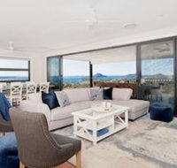 Hilltop Hideaway Breathtaking views moments to beach - Northern Rivers Accommodation