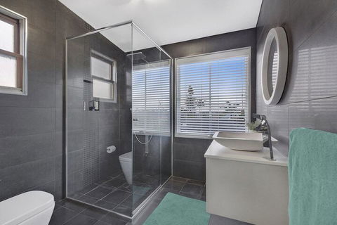 Waterview Beach House - Northern Rivers Accommodation 6