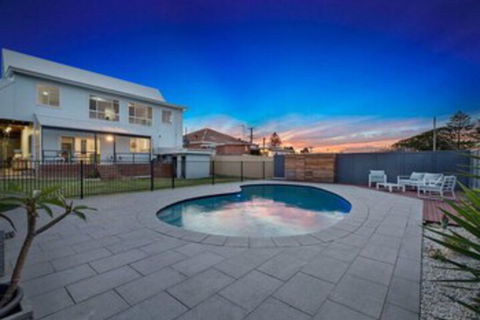 Waterview Beach House - Northern Rivers Accommodation 0