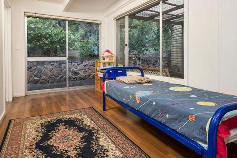 Eagle Bay Beach House - Northern Rivers Accommodation 3