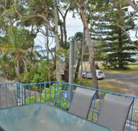 5 Ocean Breeze Shoal Bay Avenue Fabulous location opposite Shoal Bay beach - Northern Rivers Accommodation
