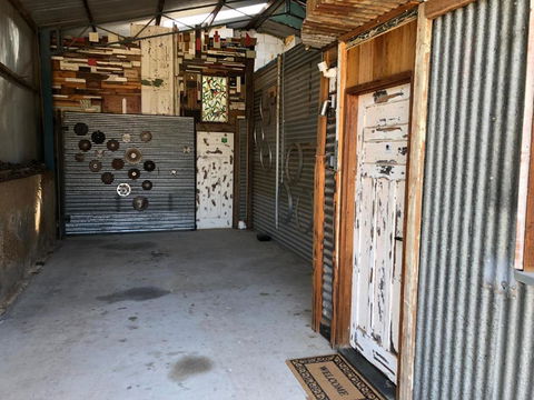 Bed In A Shed Vineyard Stay - Northern Rivers Accommodation 2