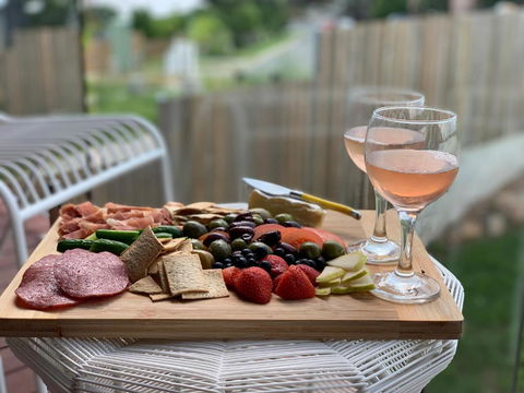 AIRLIE BEACH Delight. Hop Skip Jump To Everything - Northern Rivers Accommodation 4