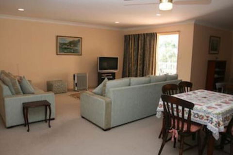 Birchgrove Apartments - Northern Rivers Accommodation 6