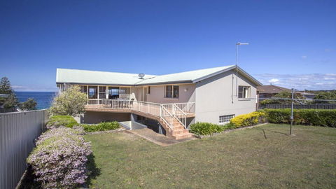 143 Mitchell Pde Magnificent Outlook - Northern Rivers Accommodation 4
