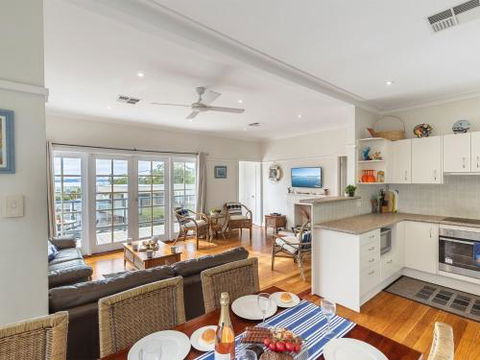 Mon Reve 4A Tallean Road Pet Friendly Three Bedroom Property With Air Conditioning - Northern Rivers Accommodation 2