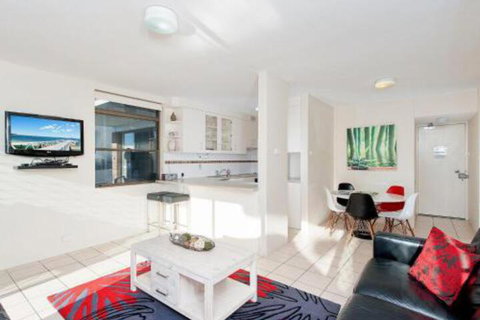 2 Fleetwood 63 Shoal Bay Road Spectacular Views - Northern Rivers Accommodation 5