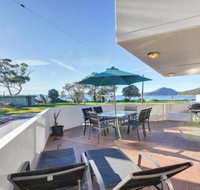 2 Fleetwood 63 Shoal Bay Road spectacular views - Northern Rivers Accommodation