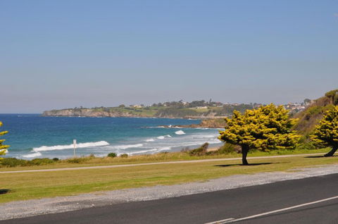 Flat 1 / 15 Dalmeny Drive - Northern Rivers Accommodation 6