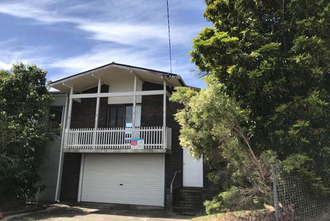 Scribbly Gums Rainbow Beach Ocean Front Spacious Home With Pool - Northern Rivers Accommodation 7