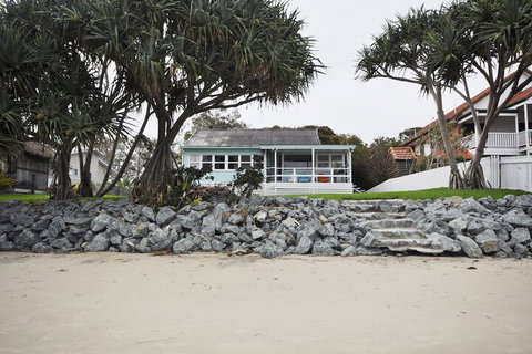 Golden Sands At Beachmere - Northern Rivers Accommodation 3