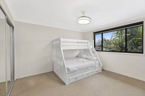 North Entrance Beach House - Northern Rivers Accommodation 4