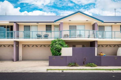 Driftwood - Northern Rivers Accommodation 0