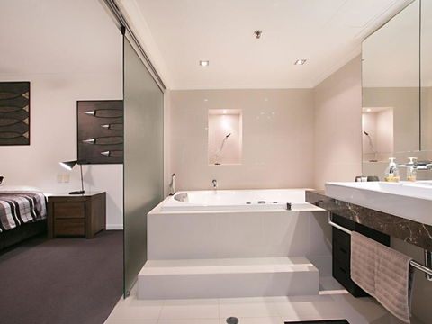 Seascape Apartments Unit 1201A Luxury Apartment With Views Of The Gold Coast & Hinterland - Northern Rivers Accommodation 6