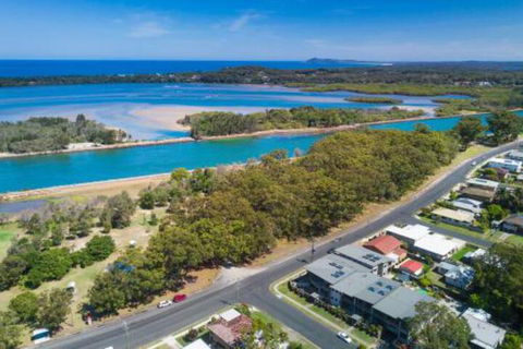 Suibhne Modern Unit Opposite River - Northern Rivers Accommodation 5