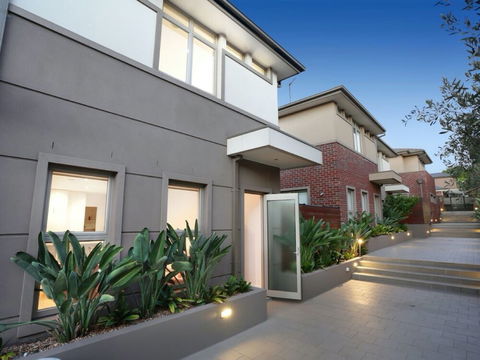 Kew Luxurious Townhouse - Northern Rivers Accommodation 1