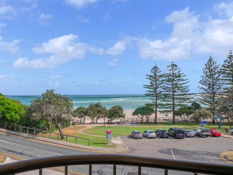 Columbia Point U6 7 Bulcock Beach Esp - Northern Rivers Accommodation 2