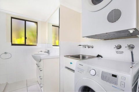 Sha Na Na Unit 3 Kings Beach Gem  - Northern Rivers Accommodation 4
