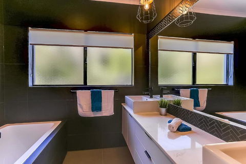 Castaways Beach Escape - Northern Rivers Accommodation 3