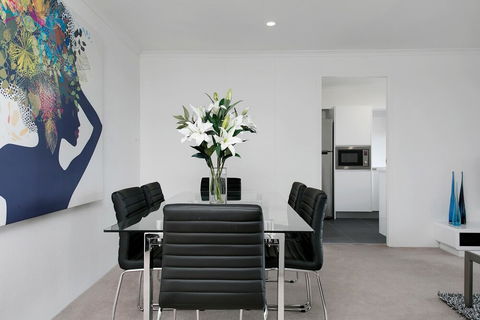 Newly Renovate Immaculate Cremorne One Bedroom Apartment CREM4 - Northern Rivers Accommodation 2
