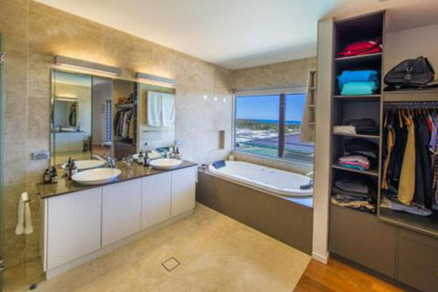 Shambhala At Sapphire Beach - Northern Rivers Accommodation 5