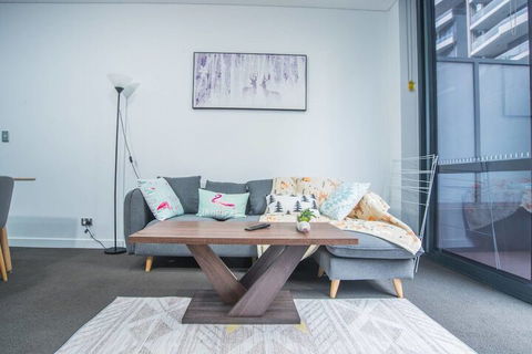 Stunning And Cozy Apartment In Heart Of Mascot - Northern Rivers Accommodation 5