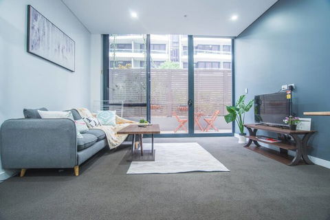 Stunning And Cozy Apartment In Heart Of Mascot - Northern Rivers Accommodation 3