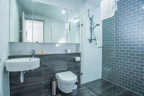 Stunning And Cozy Apartment In Heart Of Mascot - Northern Rivers Accommodation 6