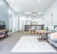 Stunning And Cozy Apartment In Heart Of Mascot - Northern Rivers Accommodation