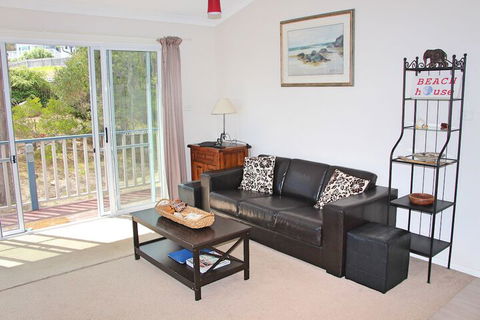 Front Row Beachfront - Northern Rivers Accommodation 7