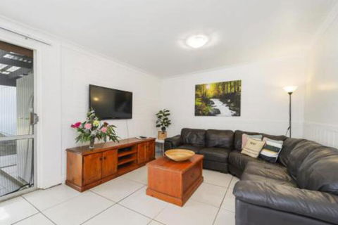 53 Hollingworth Street Port Macquarie - Northern Rivers Accommodation 5