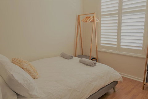 Henley Beach South Amazing Views Huge Private Balcony! - Northern Rivers Accommodation 5