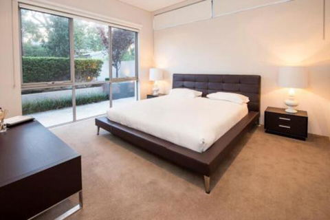Opulent Oasis - Northern Rivers Accommodation 4