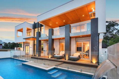 Opulent Oasis - Northern Rivers Accommodation 0