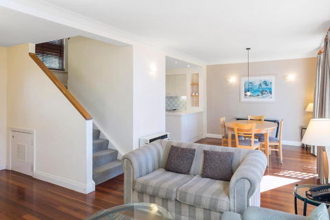 Apartments At 15 Thompsons - Northern Rivers Accommodation 4