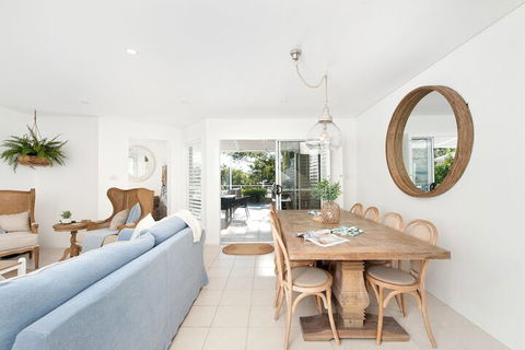 Arabella Stylish Seaside Sanctuary With Views - Northern Rivers Accommodation 4